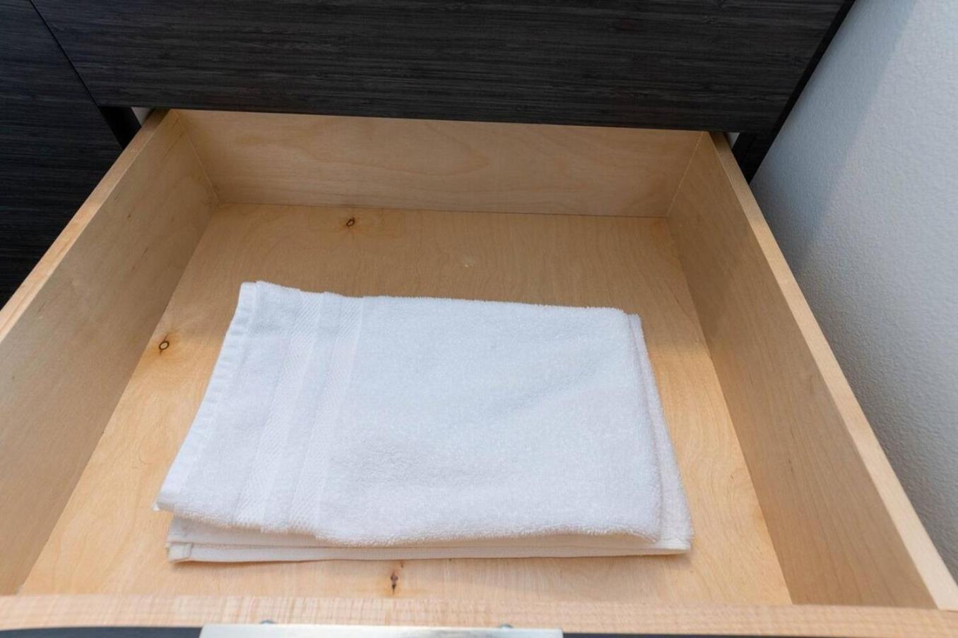 Self Check-In-Washer-Dryer-4Ksmart Tv-King Bed-Gym Такома Экстерьер фото
